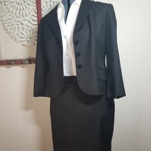 Cute Nine West Skirt Suit sz 12